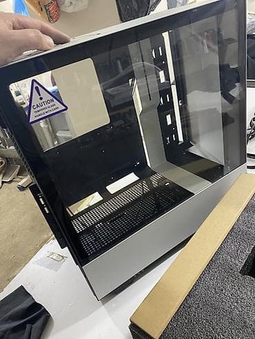 sony playstation 2: NZXT H510 (ağ) komputer korpusu - Minimalist dizayn, sol tərəfdə — 6