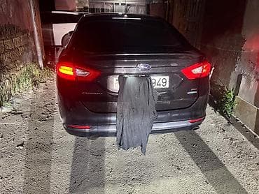 ford fusion spoiler: Ford Fusion: 1.5 l | 2014 il 278168 km Sedan — 7