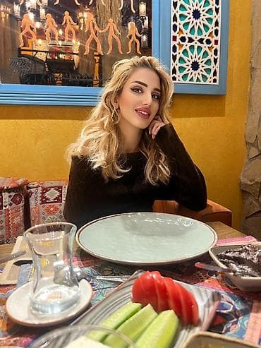 tek kravat islenmis: Комод, Стол и стулья, ТВ подставка — 3