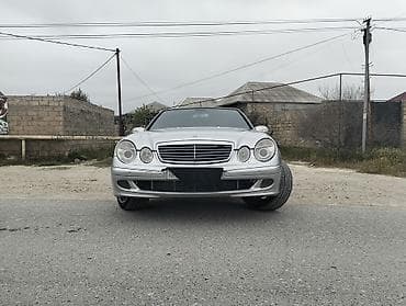 alt paltari mercedes: Mercedes-Benz E-Class sedan (W211), gümüşü rəng. Xüsusiyyətlər: - — 1