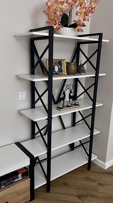 interturan mebel: Yeni, Kitab rəfi, Düz, Rusiya — 1