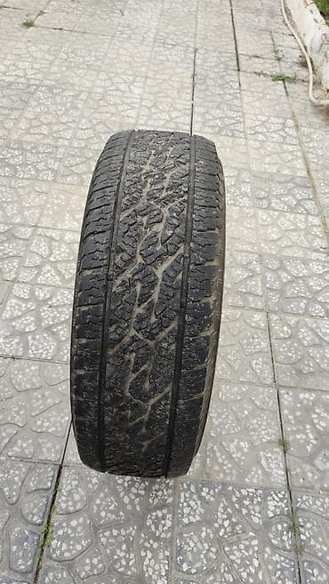 maşin al: İşlənmiş Şin Lassa 265 / 70 / R 16 — 2