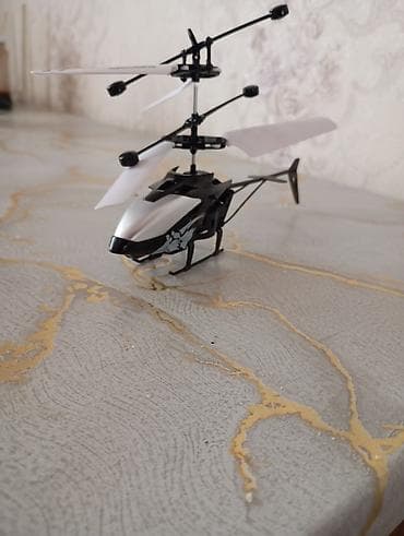 pultlu vertolyot: Uşaq üçün “Induction Aircraft” infraqırmızı sensorlu mini helikopter — 2