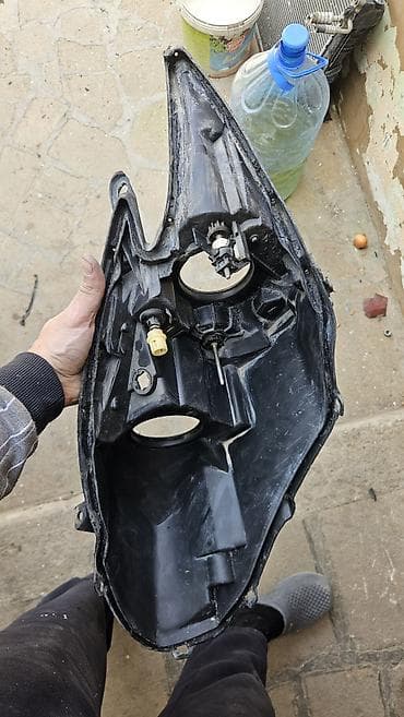 rav 4 fara: Sağ, Yaxın və uzaq vuran işıqlar Toyota, Orijinal, Yaponiya — 5