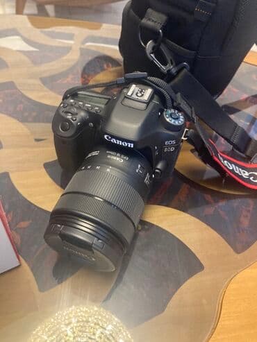 зеркальный фотоаппарат canon eos 70d body: Canon EOS 80D rəqəmsal güzgülü kamera. Ideal veziyyet! Kameranın üst — 3