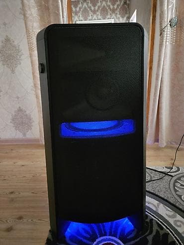 ev dinamik: İşlənmiş Samsung Kolonka, Növ - Portativ, rəng - Qara — 2