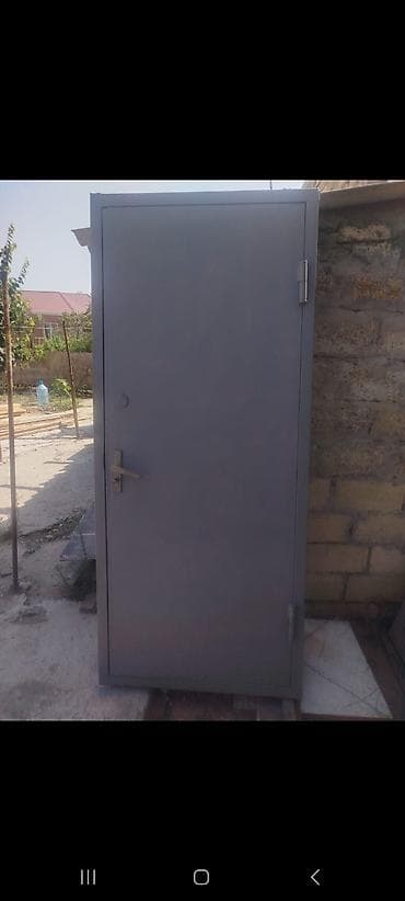 hamam dusu: Metal qapı – boz rəng - Material: tam metal konstruksiya, bərk çərçivə — 1
