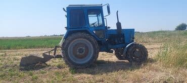 ford transit 2002: Bu, mavi rəngdə olan "Belarus" markalı bir traktordur. Kənd — 3