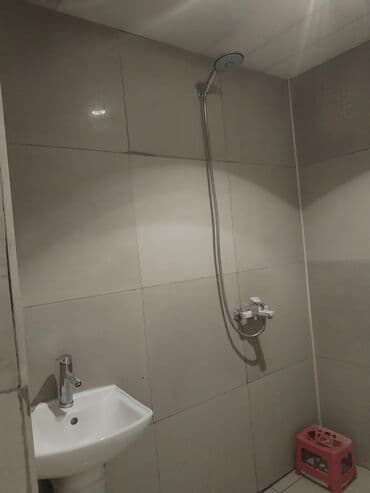 ehmedlide ucuz evler: 2 otaqlı bir metbex geniş kaldor tam əşyali heyet evi qobu qesebesi — 7