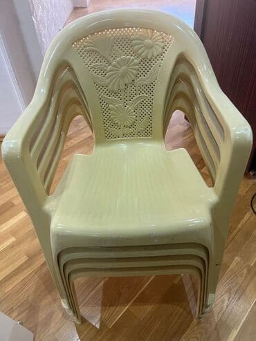 Seyflər: Plastik bağ/kafe oturacağı - Material: yüngül və davamlı plastik - — 1