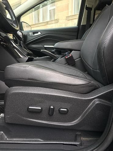 mersedes c klass: Ford Kuga: 1.6 l | 2014 il 121000 km Krossover — 9