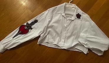 ag koynek: Qadın köynəyi – ağ, qısa kəsimli, uzun qollu model. Klassik yaxalı — 1