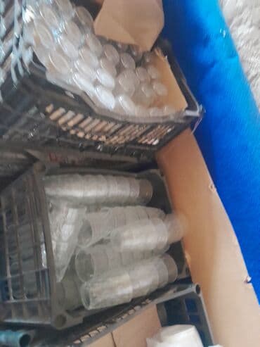 say tedris merkezi: Metal çərçivəyə malik yemək stulu. Stulun oturacaq və arxası yumşaq — 6