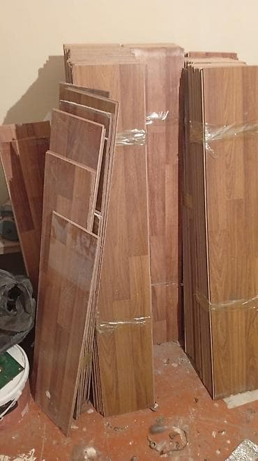 taxta parket qiymetleri: Laminat ikinci əl islenmis təzə formada 30 kv metr sokulub qiyməti — 6