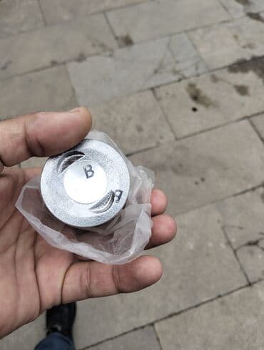 volqa matoru: Məhsul: Alüminium piston (mühərrik üçün) Təsvir: - Material: Yüksək — 1