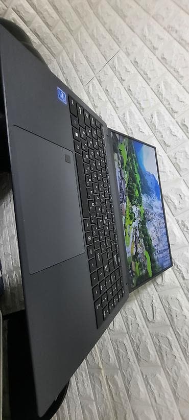 macbook pro 14: Echips 15.6" noutbuk - Prosessor: Intel Celeron N5095, 4 nüvə, 2.0 — 8