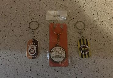 Məhsul: Açar asqısı dəsti Təsvir: - 3 ədəd açarlıqdan ibarət dəst. -