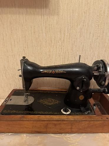qedimi mebel: Klassik mexaniki tikiş maşını - Korpus: dözümlü çuqun gövdə, qara lak — 5