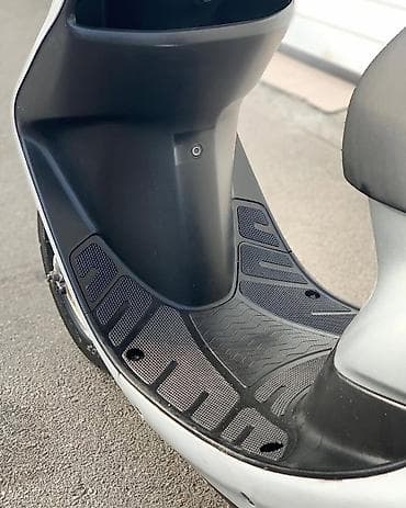 mercedes c220 diesel: Satılır: Honda Dio ZX skuter - Ban rəngi: Gümüşü, qara detallarla - — 8