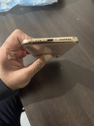 ıphon: IPhone Xs, 64 GB, Qızılı, Face ID — 7