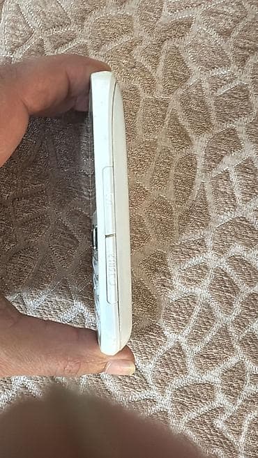 tablet 2 el: Nokia C3 — 2