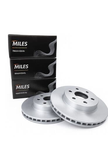 Radiatorlar: Ön, Toyota Prius, Yeni — 1