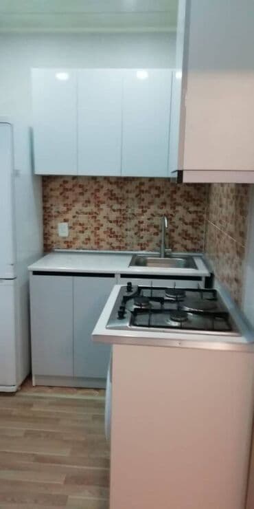 kiraye evler metro: Mənzil kirayə verilir. Ela temerli iki otagli her bir sheraiti olan — 7