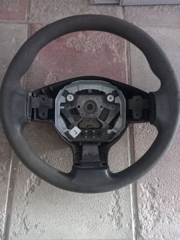 Soyutma və qızdırma sistemləri: Məhsul: Avtomobil sükan çarxı Təsvir: - Material: Qara rəngli — 1