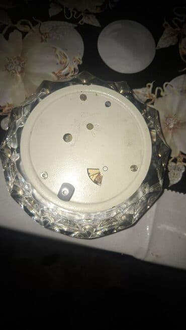 Pərdə və jalüzlər: Masaüstü saatlar — 2