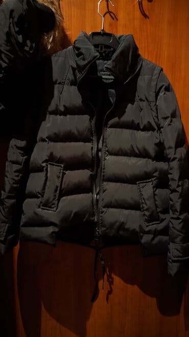 xizək gödəkçəsi: Куртка зимняя. Капюшон съёмный 
Qadın gödəkçəsi 
Paltosu — 3