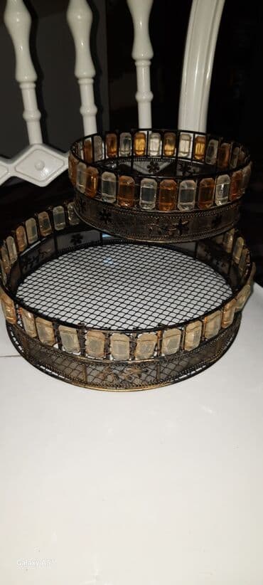 lezgi coreyi: 2 ədəd cörək qabı — 1