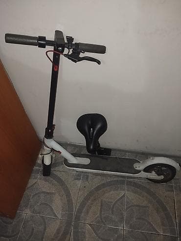 İşlənmiş Elektrik samokat 8", 251 - 350 Vt, 16 - 25 km/s, Ünvandan götürmə, Pulsuz çatdırılma, Ödənişli çatdırılma