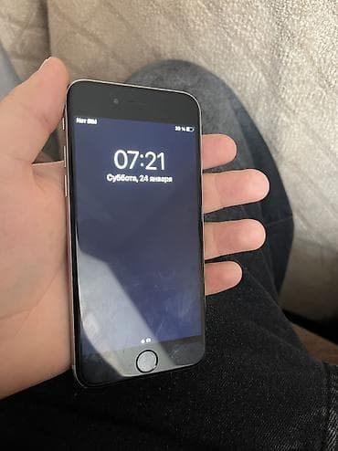 samsung es 9: IPhone 6s, 16 GB, Barmaq izi — 1