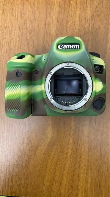 Videokameralar: Canon 6d mark 2 - Probeqi 38 . Üzərində 2 ədəd orginal baterayası 1 — 4