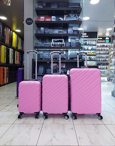 Çamadanlar: Səyahət çemodanları dəsti – 3 ölçü, açıq çəhrayı rəng - Korpus — 1