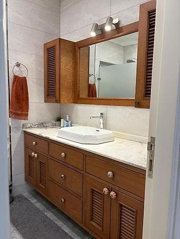 otag: İcarəyə verilir 3 otaqlı yeni tikili 140 m², Ağ şəhər q. Kateqoriya — 7