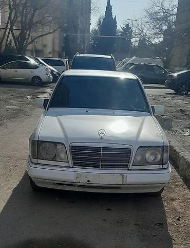 mercedes e 250 dizel: Mercedes-Benz W124: 2.5 l | 1995 il Sedan — 4