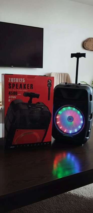 karaoke mikrofon: Karaoke əla vəziyyətdədi. 2-3 dəfə istifadə olunub. Səsi qəşəng çıxır — 1