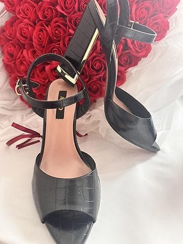 Basanoşka və səndəllər: Ölçü: 37, rəng - Qara, Yeni — 6