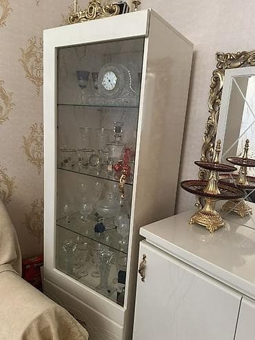 tv atdigi: Klassik üslubda qonaq otağı mebel dəsti Tərkibi: - 3+1+1 oturma — 5