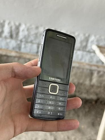 Mobil telefon və aksesuarlar: Samsung S5610, rəng - Qara, Düyməli — 3