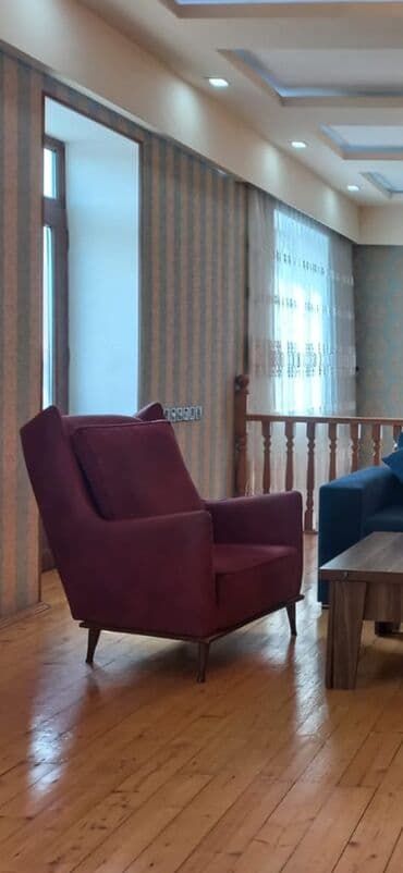 Kreslolar: İşlənmiş, Kreslo — 1