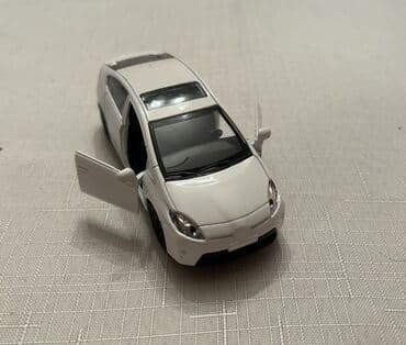 dinozavr oyuncaq: Ağ rəngli mini model avtomobil (oyuncaq) - Korpus: sedana bənzər — 3