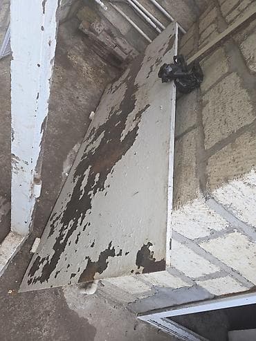 Metall qapı və çərçivə Rusun 4-lük qalın materialdı. Hündürlüyü 190 lalafo.az -da Metall qapı və çərçivə Rusun 4-lük qalın materialdı. Hündürlüyü 190