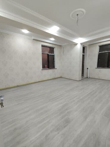 su yolu: Masazirda Bina evi yol kenarinda 10/3 mertbesi 74.kv 2 otaq — 5