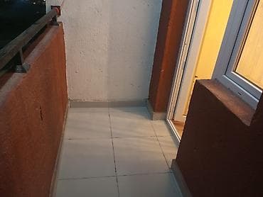 Bileceride dsk yoluna yaxin midanin binasinda 9/6 mertebesinde 2 — 8