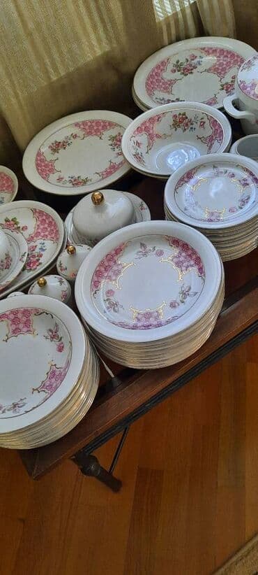 обеденный набор: Обеденный набор — 8