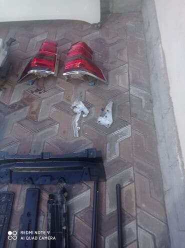 Bamperlər, buferlər: Ön, Toyota Land cruiser, 2010 il, Ünvandan götürmə, Pulsuz çatdırılma, Ödənişli çatdırılma — 5