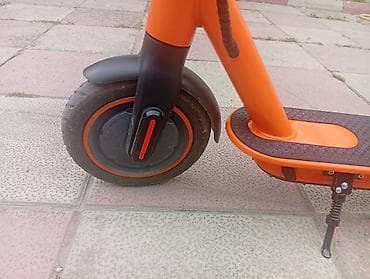 Elektrik skuter – narıncı rəngli, şəhər istifadəsi üçün komfortlu və — 2