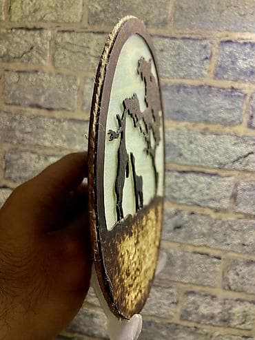 yeni il süfrə bəzəyi: Şüşə üzərində yandırma ilə taxta dekor kəsimi. Əl işidi — 3